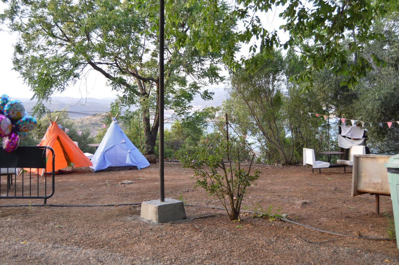 Hotel Camping La Brena Almodóvar del Río Exterior foto