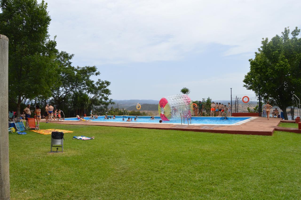 Hotel Camping La Brena Almodóvar del Río Exterior foto